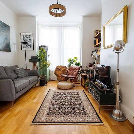 Unique Private Apartment W/ Easy Access To Central ロンドン エクステリア 写真